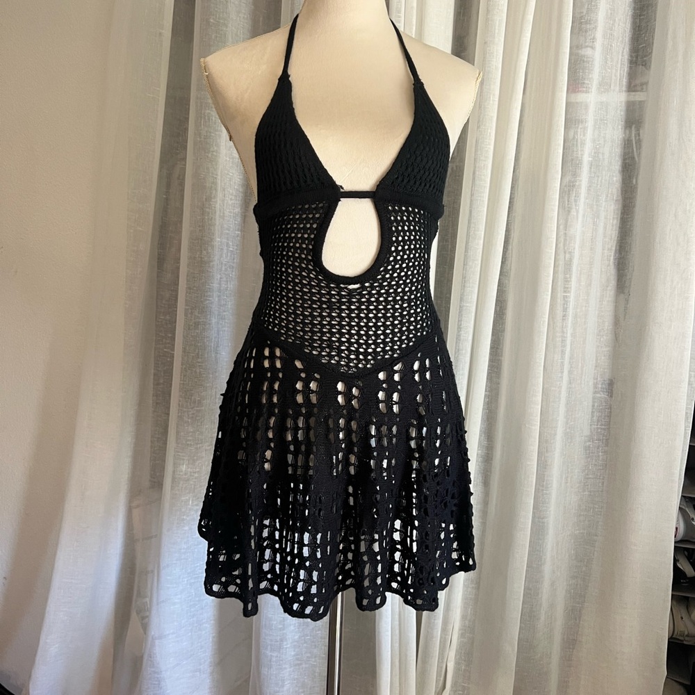 OUTCAST black swim coverup - Picture 3 of 7